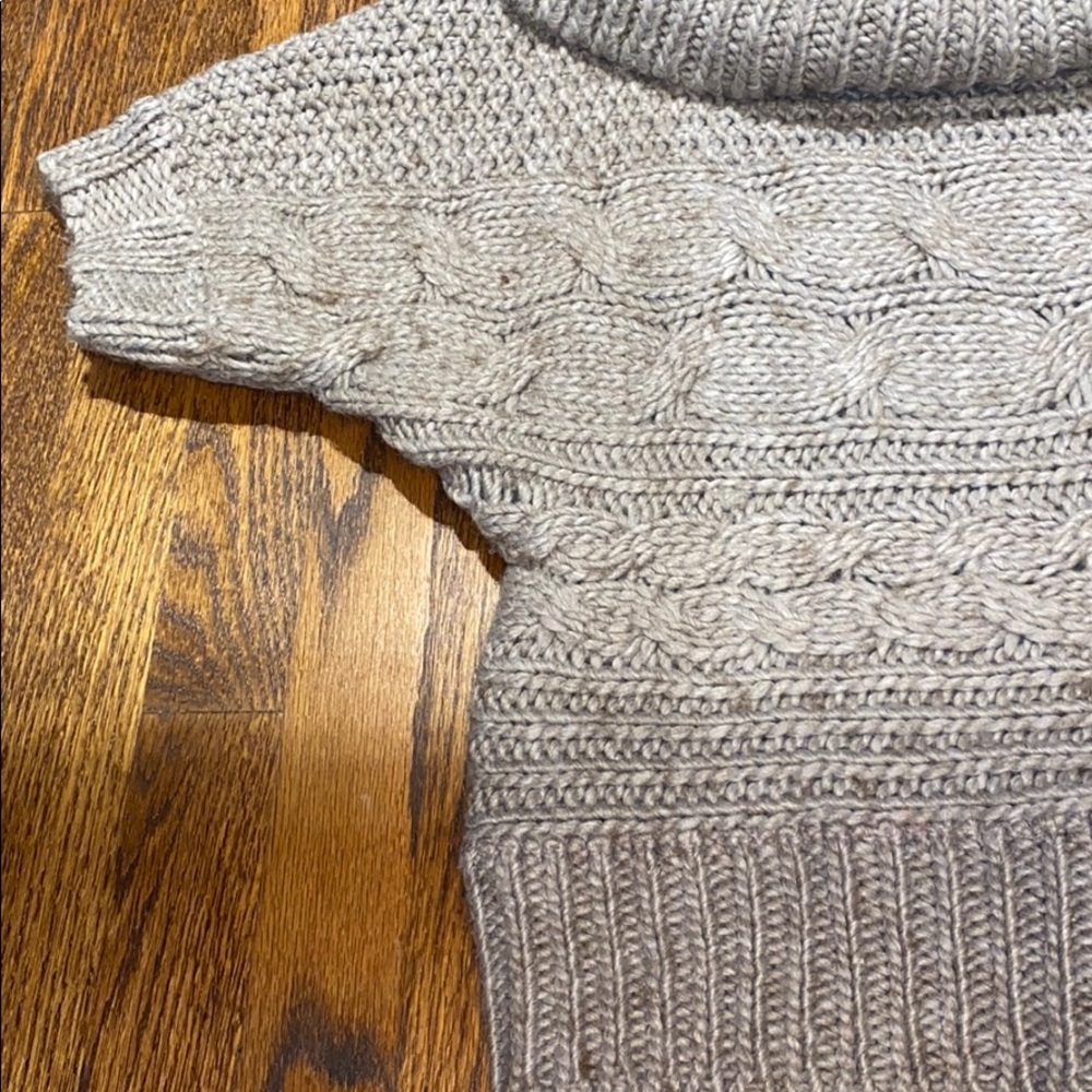 Sweater - Picture 3 of 3